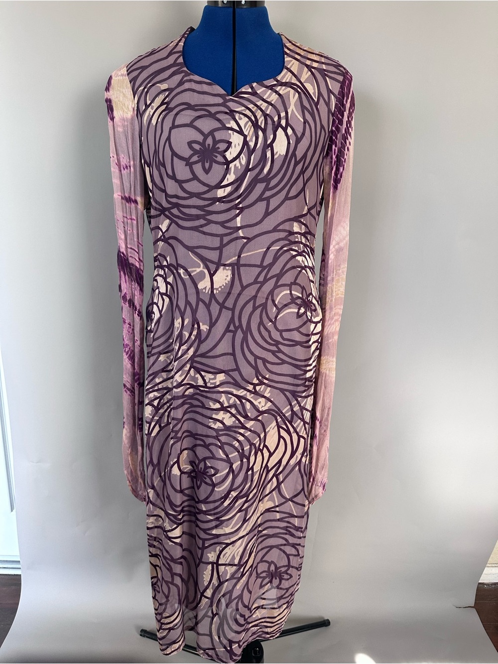 Vintage Floral Silk Long-Sleeve Dress in Mauve - Picture 3 of 11